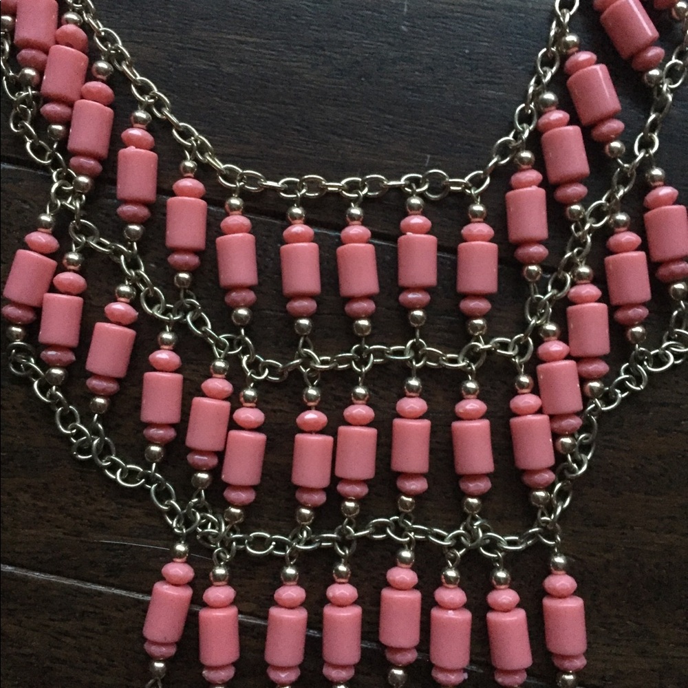 Gorgeous Statement Necklace Make an offer - Picture 3 of 4